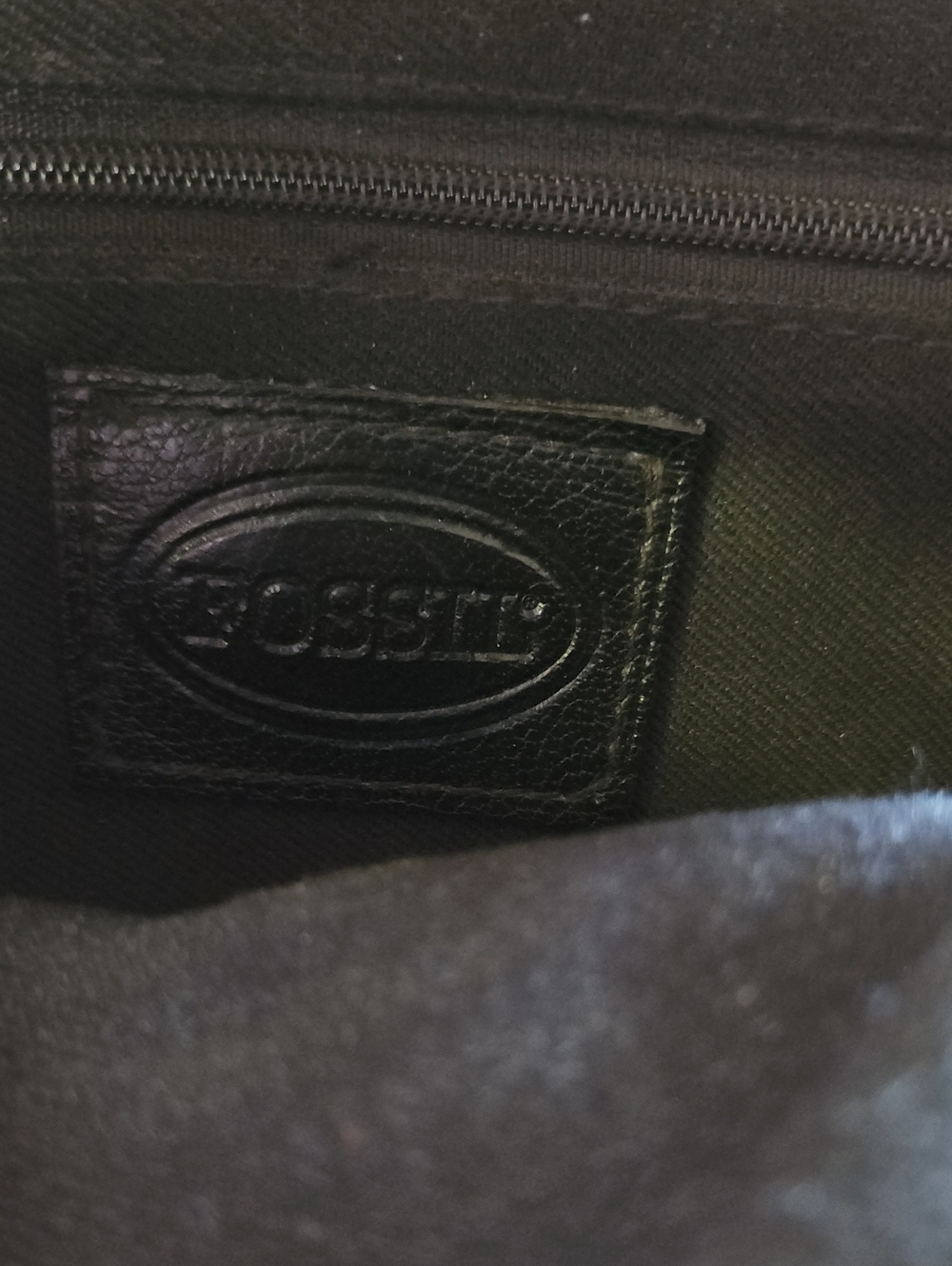 Fossil Black Leather Crossbody Bag - Picture 6 of 16